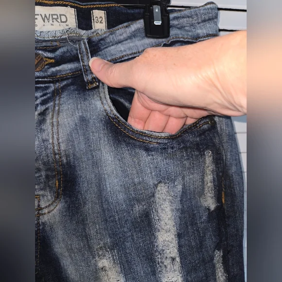 FWRD Denim Men's 32x32 Distressed Jeans - Picture 2 of 12